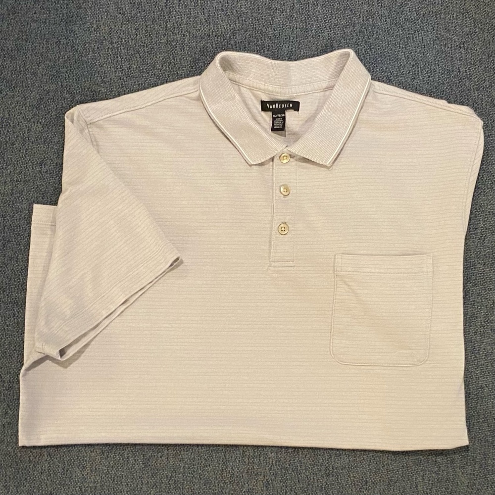 Men's XL Van Heusen Dove Gray Short Sleeve 100% Cotton Polo Shirt with Pocket